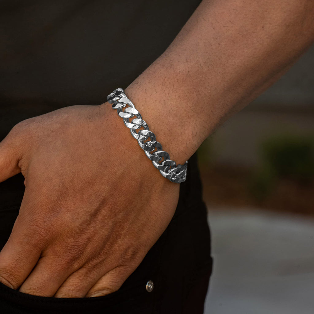 Premium Gold-Plated Stainless Steel Jewelry – Tarnish-Resistant & Waterproof From UNCLE LOL