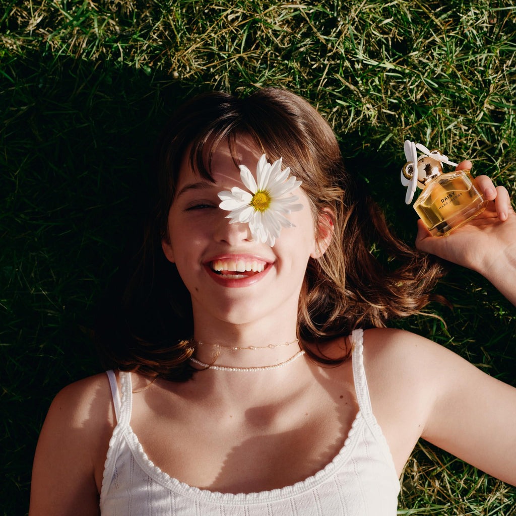 Marc Jacobs Daisy Eau de Toilette – Radiant Floral Women's Perfume – With Notes of Wild Berries